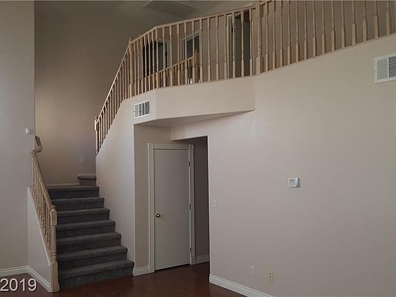 4th image of 1125 Olvera Way