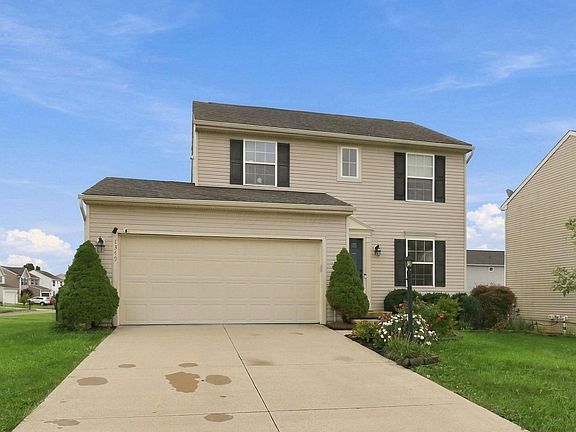 3rd image of 1349 Wagy Sq