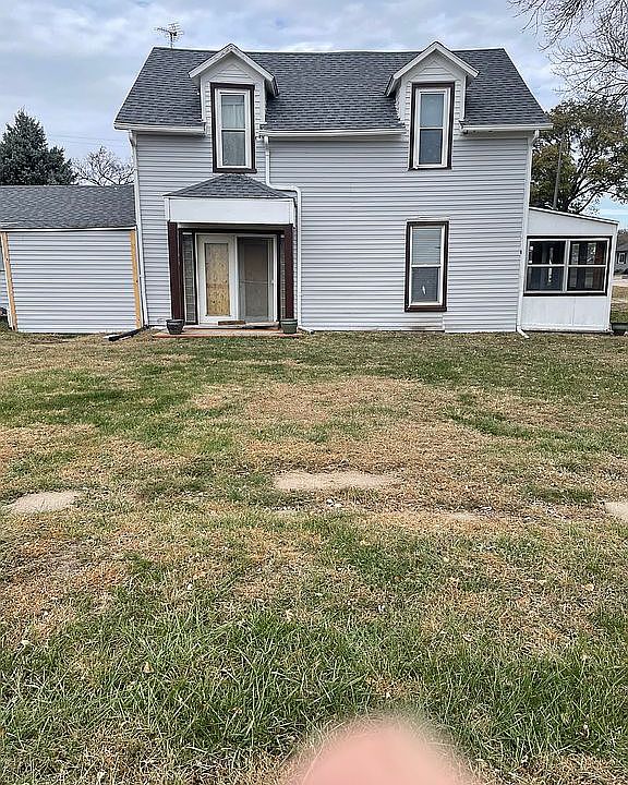 2nd image of 103 N 2nd St