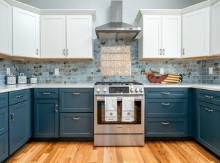 16 2nd Ave #4, Barnstable, MA 02630