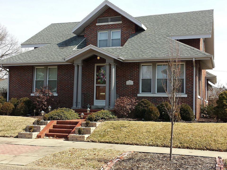 1st image of 1421 Cedar St