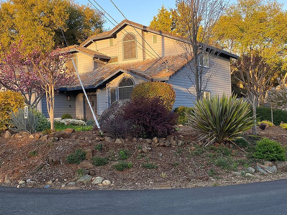 1st image of 3569 Fairway Dr