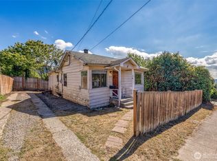 5208 15th Avenue S, Seattle, WA 98108