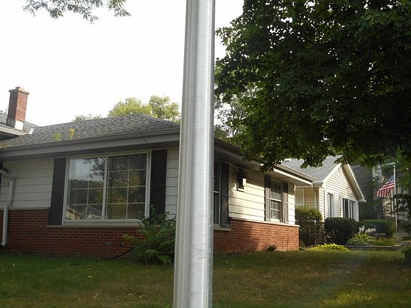2nd image of 2208 N 104th St