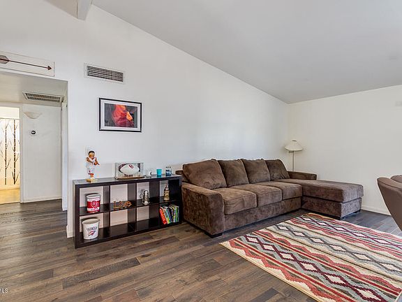 5th image of 2120 E Enid Ave