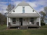 1st image of 810 E North St