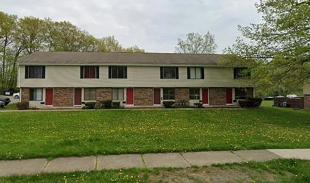 2400 Echo Valley Dr