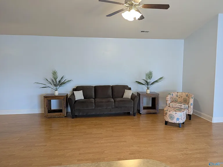 102 Acacia Trail Dr — Photo 4