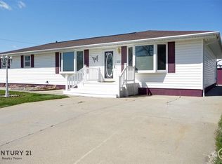 2670 E 13th Ave, Columbus, NE 68601