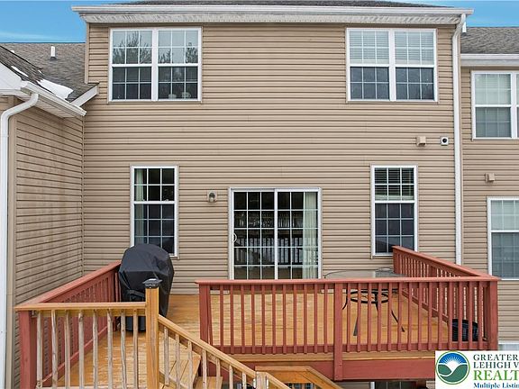 3rd image of 5200 Spring Ridge Dr