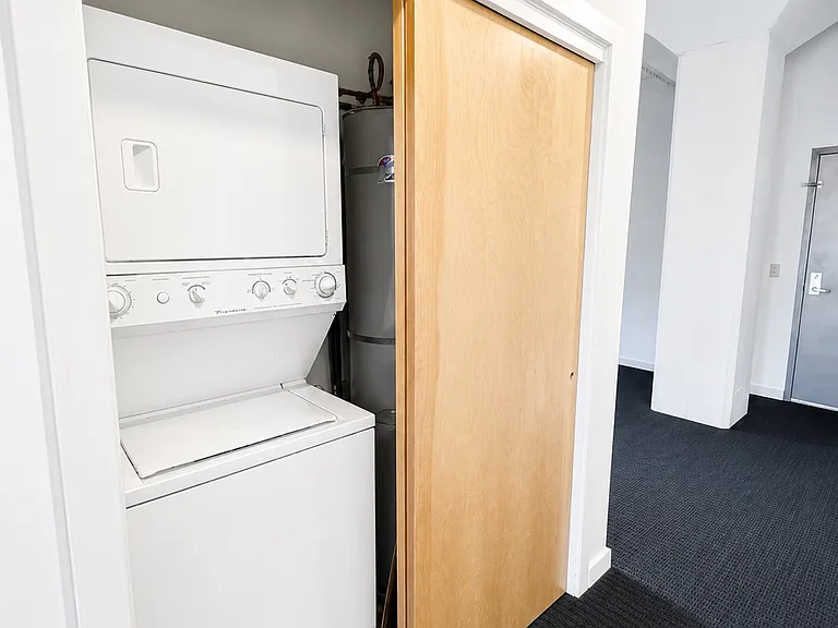 103 E Sprague Ave #201 — Photo 7