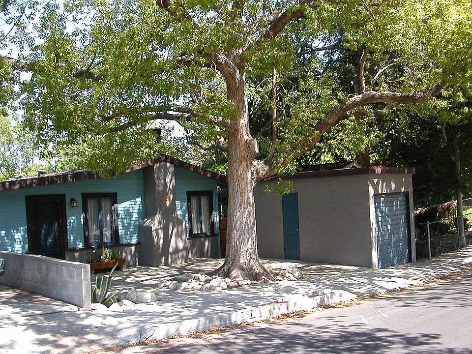1st image of 557 Terrill Ave