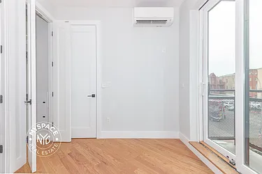 Rented by MySpaceNYC