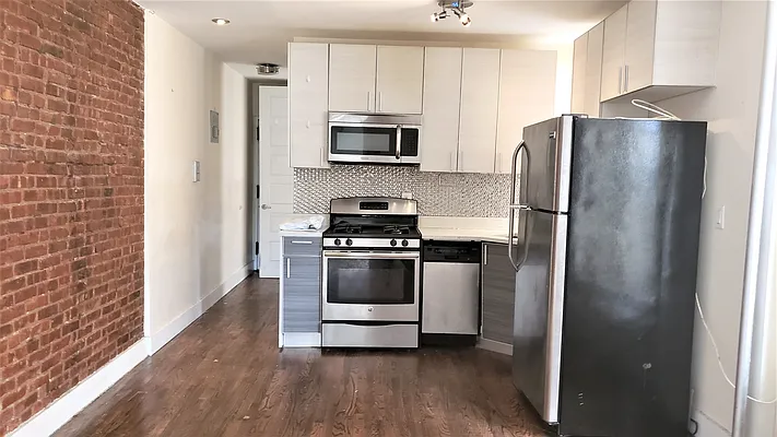 Rented by The Hamilton Group | media 1