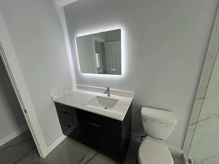 BIG BATHROOM 1-4