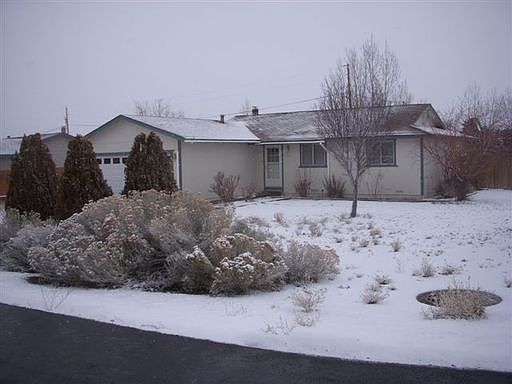 1st image of 10 Valerie Cir