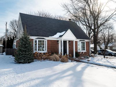 2504 North 89th STREET, Wauwatosa, WI, 53226