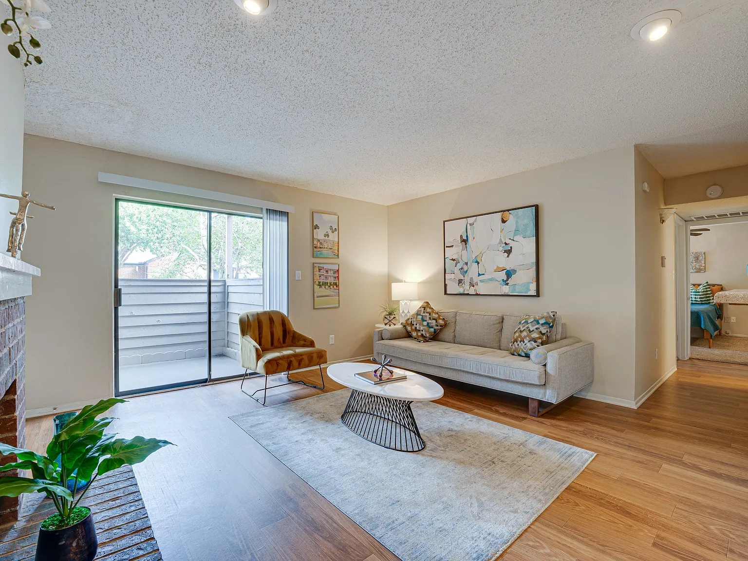 Indian Creek Apartments — Photo 4