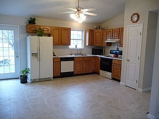 2nd image of 513 Cathy Dr