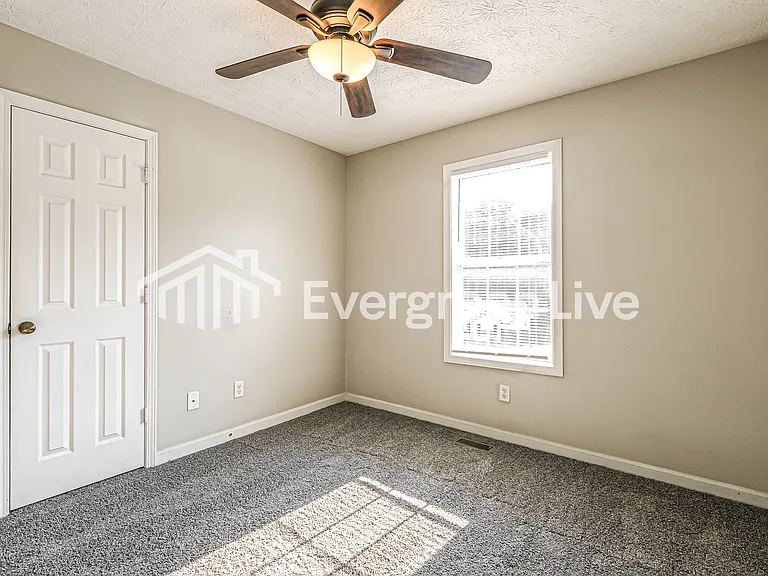 4523 Turning Leaf Dr — Photo 11