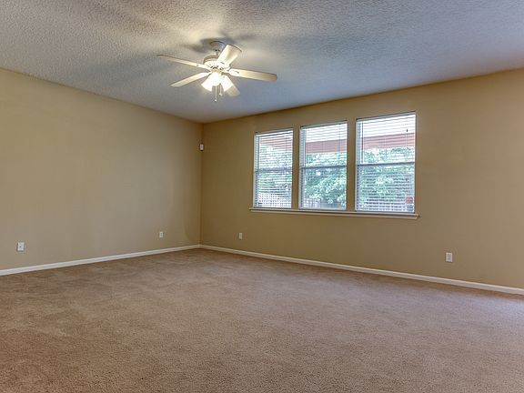 5th image of 76175 Deerwood Dr