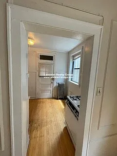 4521 N Paulina St #1A — Photo 3