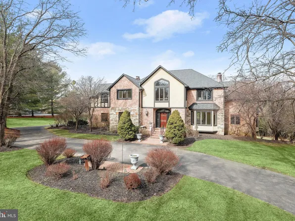 910 Hillstead Dr, Lutherville Timonium, MD 21093