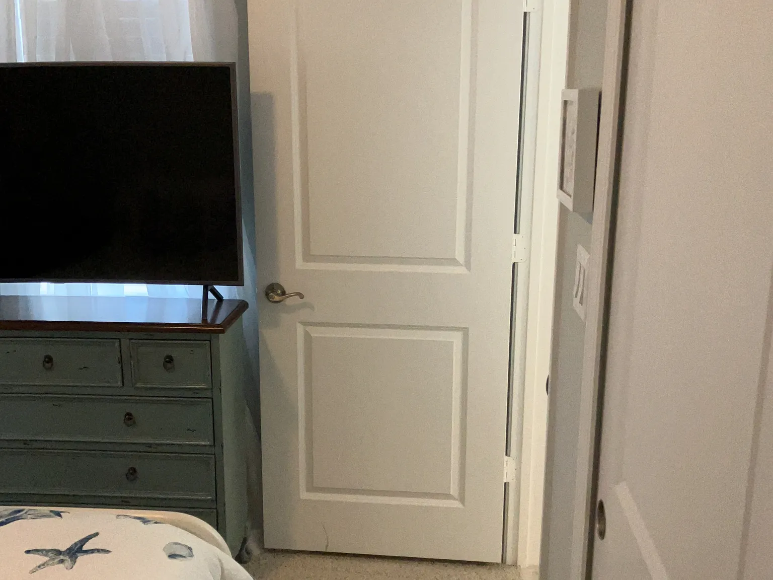 4 bed, 2148 sqft, $5,000 — Photo 3
