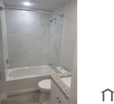 915 Skyline Blvd #206 — Photo 10