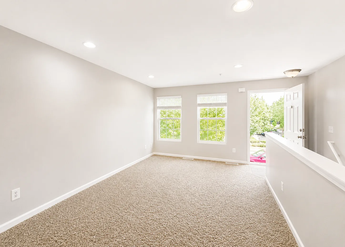 2 bed, 1216 sqft, $1,900 — Photo 2