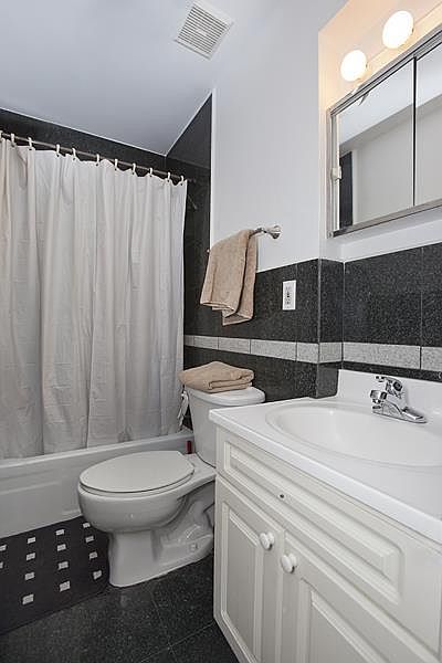 1st image of 135 W 28th St APT 4RE
