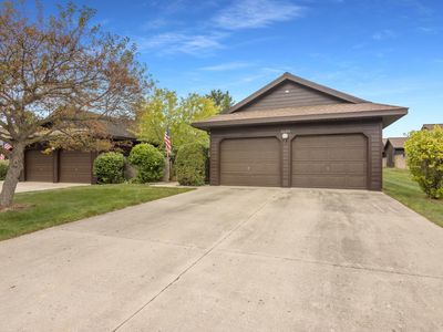 2089 Hammond Pl E, Traverse City, MI, 49686