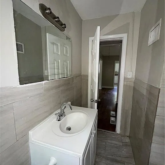 1537 Orlando St SW — Photo 14