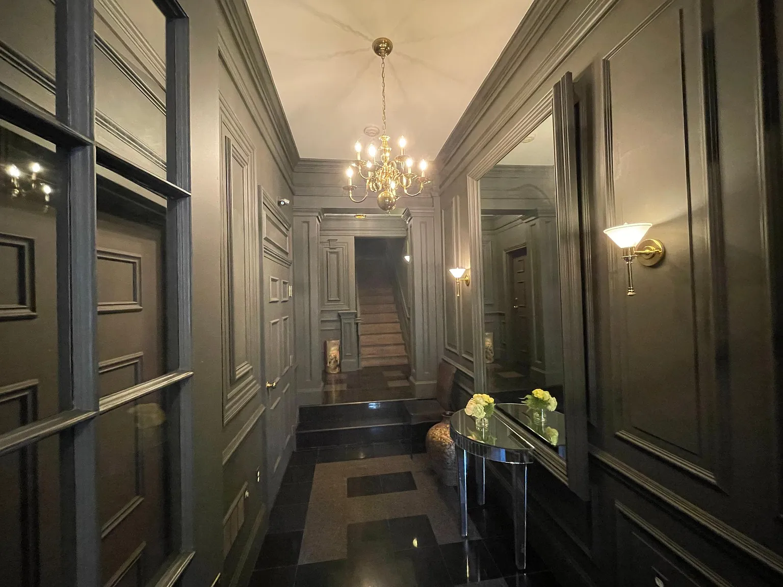 110 Marlborough St — Photo 2