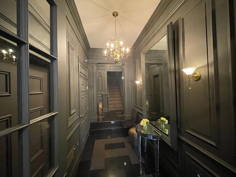 110 Marlborough St #2 — Photo 2