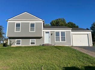 11 Cottage Ct, Mechanicsburg, PA