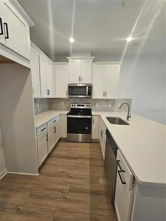 3 bed, 2.5 bath, 1627 sqft, $2,700 — Photo 3