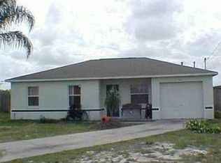 108 Weeping Willow Rd, Eagle Lake, FL 33839