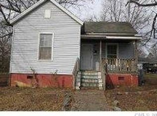 200 S Hoskins Rd, Charlotte, NC 28208