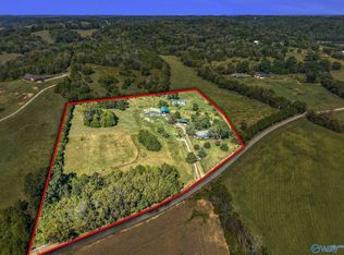 303 Poorhouse Rd, Taft, TN 38488