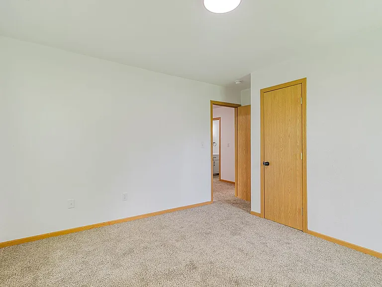 205 Emerson St — Photo 11