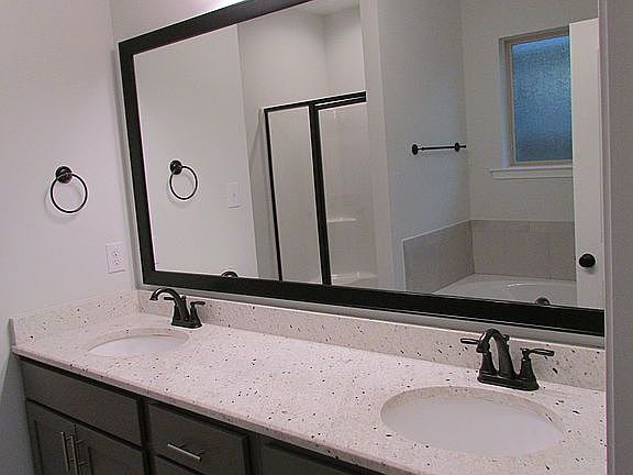 Master Bath w/ double vanity