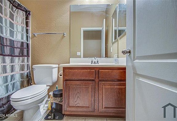 4th image of 10214 W Raymond St