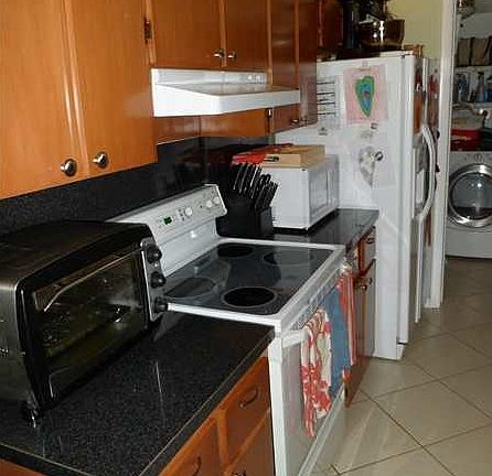 3rd image of 237 NW 36th Ave #237
