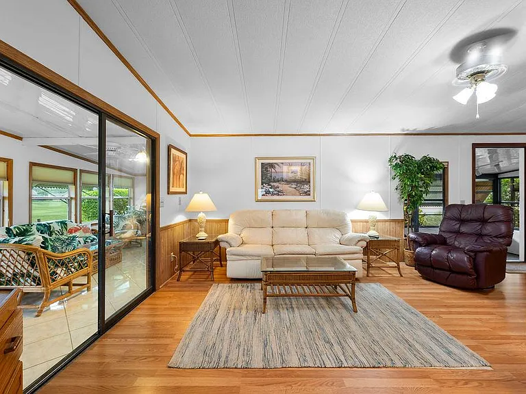 7894 SE Saratoga Dr E — Photo 10