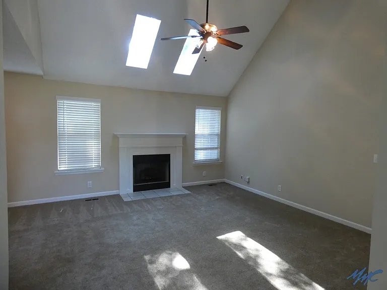 419 Conhocken Ct — Photo 16