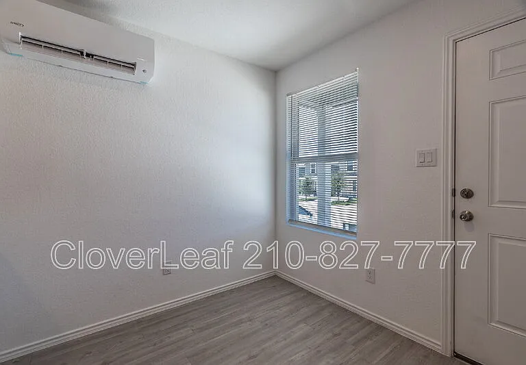 7044 Elm Trl — Photo 7