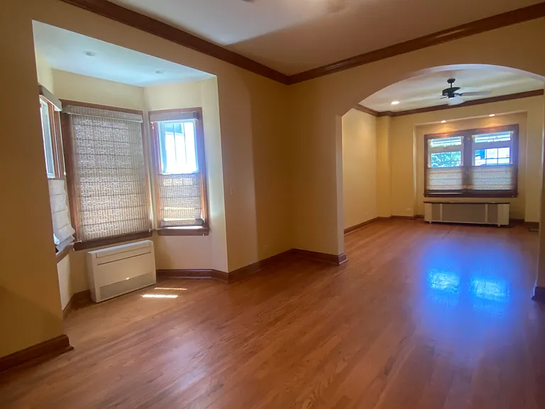 2168 W Eastwood Ave #1 — Photo 2