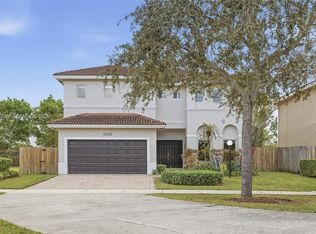 Twin Lake Shores South, Miami, FL 33186