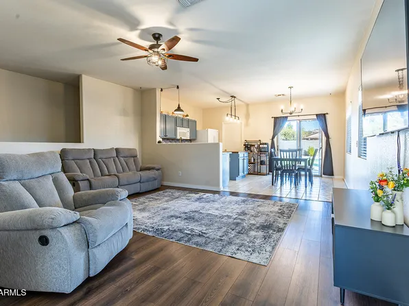 1006 E Renegade Trail, San Tan Valley, AZ 85143